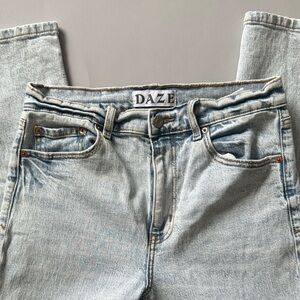 Women’s Daze Denim Light Wash Tough Love Jeans Size 29